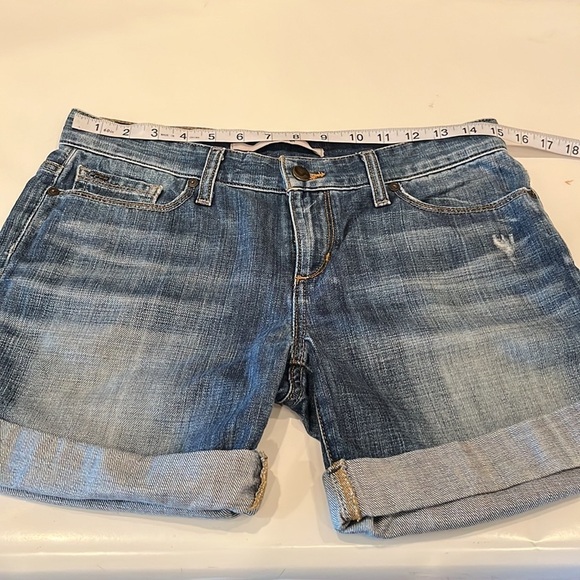 Joes Jeans 5” Inseam Mid Rise Shorts Size 26 - Picture 4 of 16